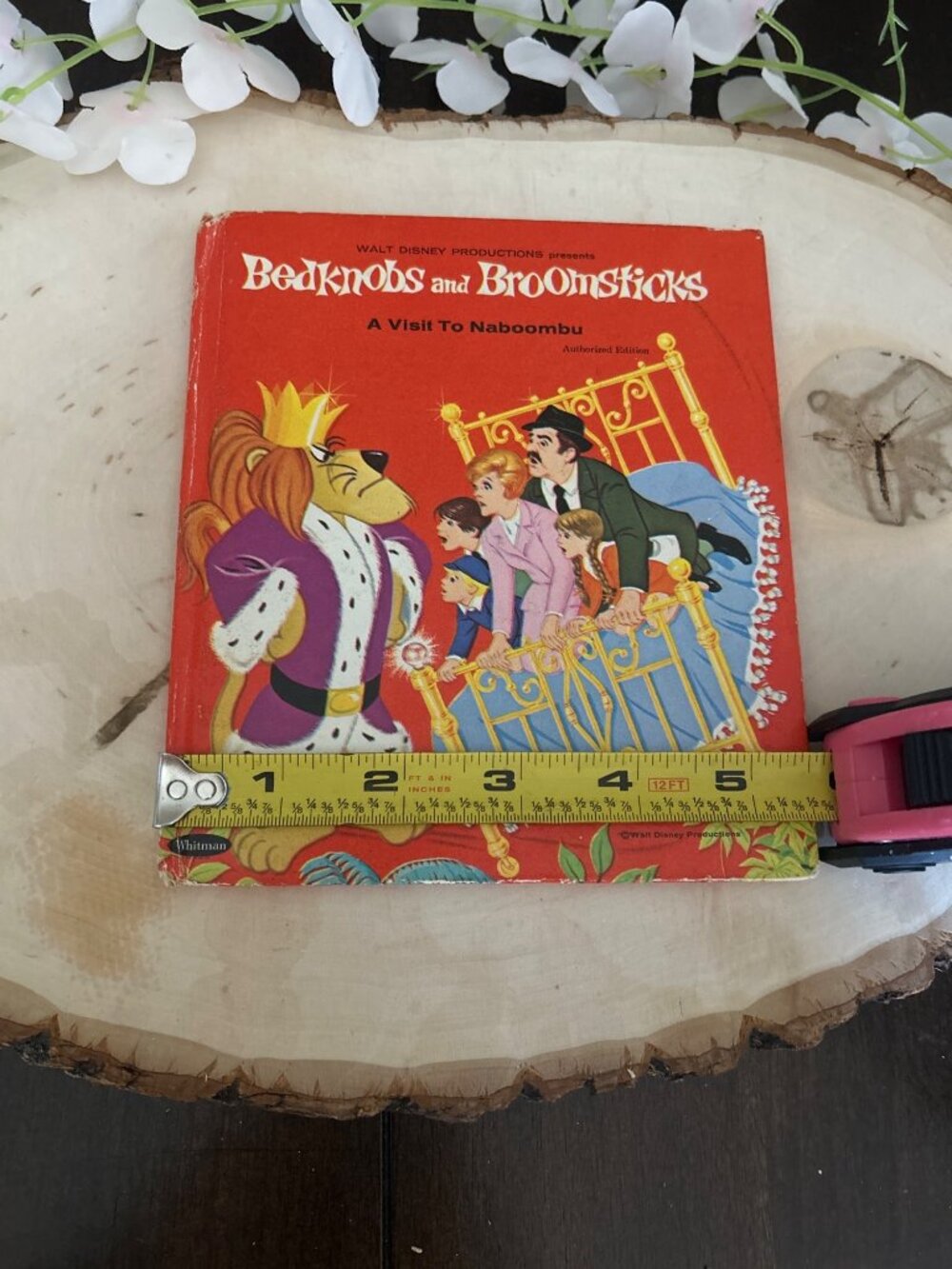 Bedknobs And Broomsticks A Visit To Naboombu 1971 Whitman Tell-A-Tale Hardcover - Picture 10 of 10